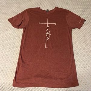 Women’s T shirt